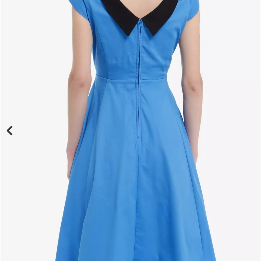Her Universe Star Trek TOS Retro Starfleet Science Officer Dress